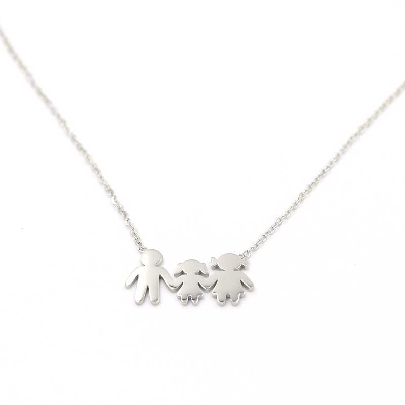 ΚΟΛΙΕ ΟΙΚΟΓΕΝΕΙΑ ΜΕ ΕΝΑ ΚΟΡΙΤΣΙ ΑΠΟ ΑΤΣΑΛΙ kolie oikogeneia me ena koritsi apo atsali