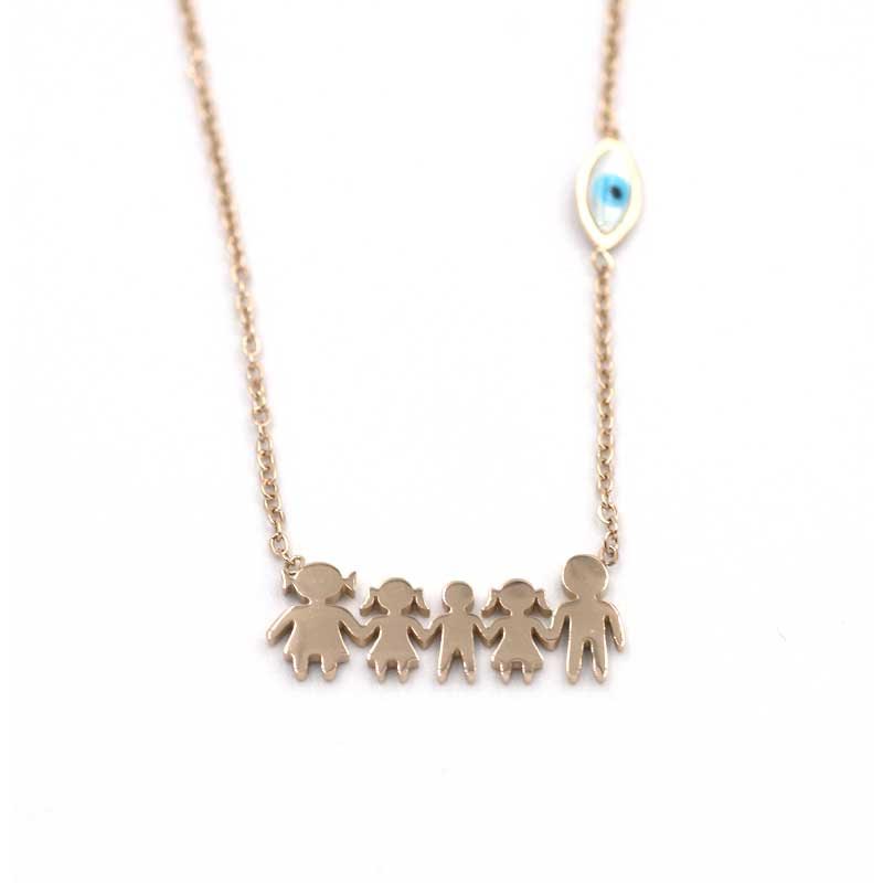 ΚΟΛΙΕ ΟΙΚΟΓΕΝΕΙΑ ΔΥΟ ΚΟΡΙΤΣΙΑ ΕΝΑ ΑΓΟΡΙ kolie-oikogeneia-dyo-koritsia-ena-agori