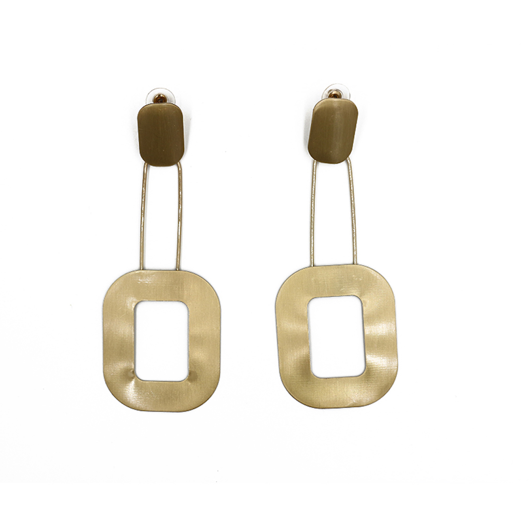 ΣΚΟΥΛΑΡΙΚΙΑ ΧΡΥΣΑ ΓΕΩΜΕΤΡΙΚΟΥ ΣΧΗΜΑΤΟΣ ΜΑΚΡΙΑ skoylarikia xrysa makria