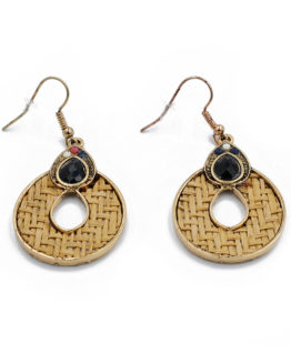 ΣΚΟΥΛΑΡΙΚΙΑ ΨΑΘΙΝΑ ΜΕ ΜΑΥΡΗ ΠΕΤΡΑ skoylarikia psathina me mayrh petra