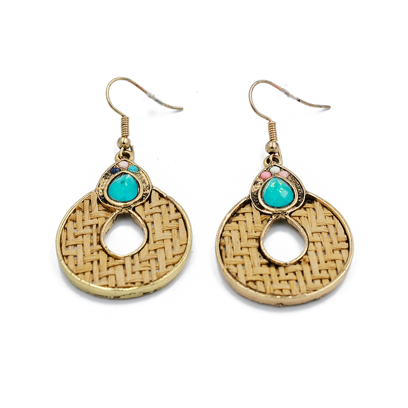 ΣΚΟΥΛΑΡΙΚΙΑ ΨΑΘΙΝΑ ΜΕ ΤΥΡΚΟΥΑΖ ΠΕΤΡΑ skoylarikia psathina me tyrkoyaz petra