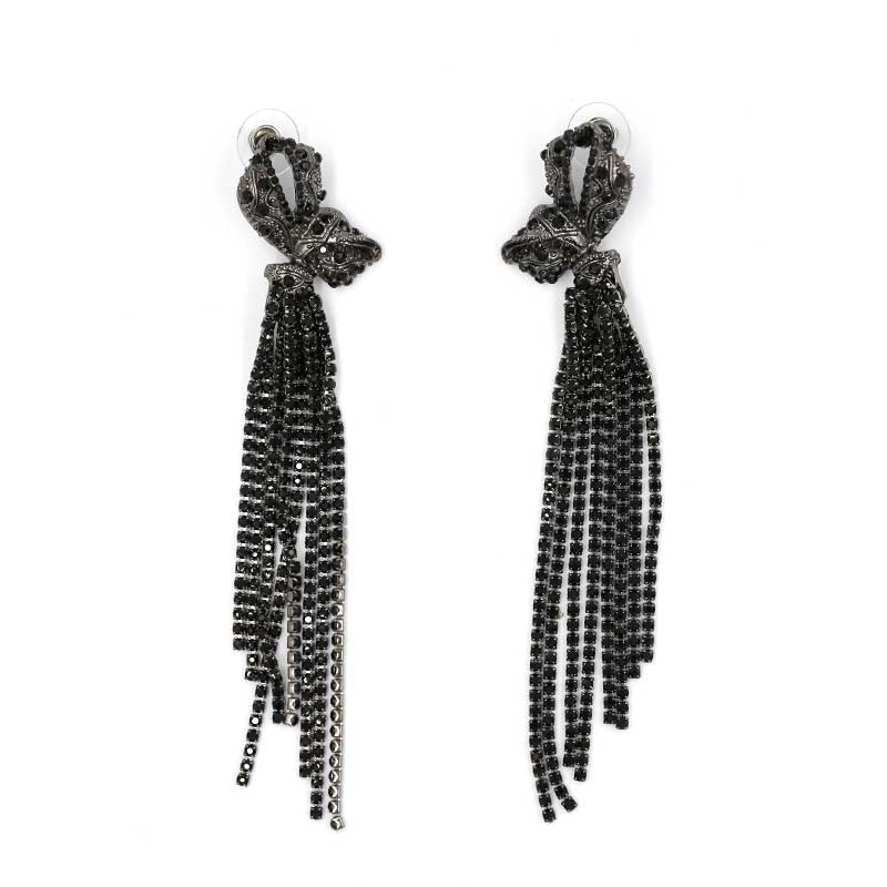 ΣΚΟΥΛΑΡΙΚΙΑ ΜΑΥΡΑ ΚΡΟΣΣΙΑ ΦΟ skoylarikia mayra krossia fo