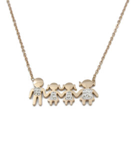 ΚΟΛΙΕ ΟΙΚΟΓΕΝΕΙΑ ΜΕ ΔΥΟ ΚΟΡΙΤΣΙΑ ΑΠΟ ΑΤΣΑΛΙ kolie oikogeneia me dyo koritsia apo atsali