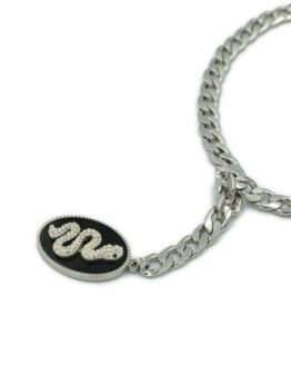 gynaikeio kolie me fidi apo atsali