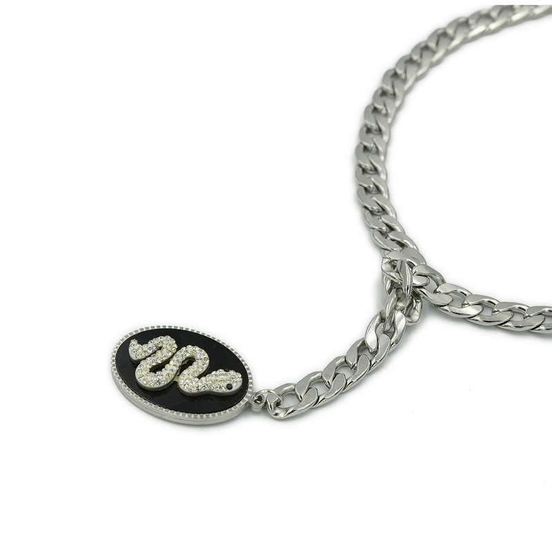 ΓΥΝΑΙΚΕΙΟ ΚΟΛΙΕ ΜΕ ΦΙΔΙ ΑΠΟ ΑΤΣΑΛΙ gynaikeio kolie me fidi apo atsali